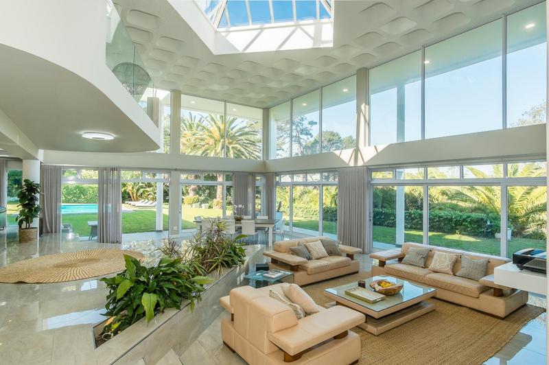 6 Bedroom Property for Sale in Constantia Western Cape